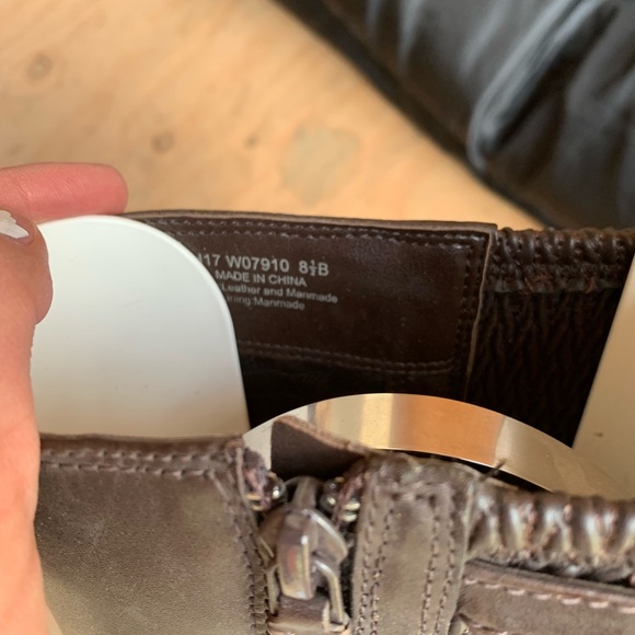 Brown Cole Haan boots - Picture 5 of 6